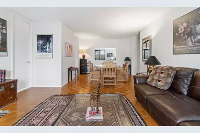 161 W 61st Street #16F, New York City, NY 10023 - Photo 2