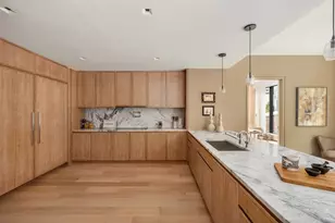 140 W 81st St, New York City, NY 10024 - Photo 6