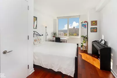 640 W 237th Street #12B, New York City, NY 10463 - Photo 20