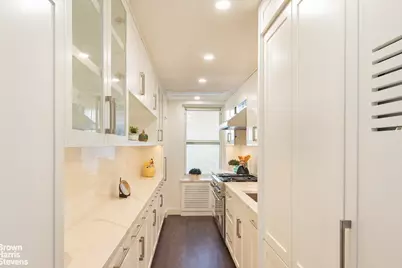 170 E 77th Street #7G, New York City, NY 10075 - Photo 4