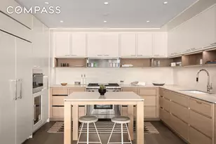 250 W 96th St, New York City, NY 10025 - Photo 2