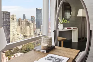 157 W 57th St, New York City, NY 10019 - Photo 8