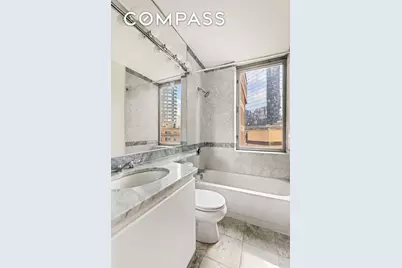500 W 43rd Street #6B, New York City, NY 10036 - Photo 4