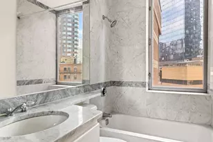 500 W 43rd St, New York City, NY 10036 - Photo 4