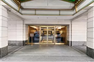 360 E 72nd St, New York City, NY 10021 - Photo 8