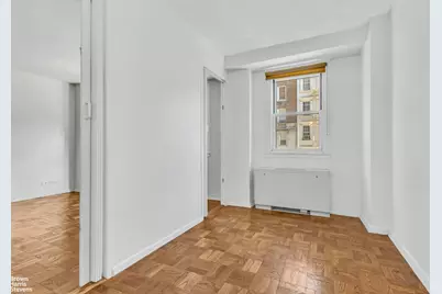 123 E 75th Street #3D, New York City, NY 10021 - Photo 10