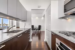 100 Riverside Blvd, New York City, NY 10069 - Photo 6