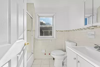 127 Husson Avenue, New York City, NY 10473 - Photo 8