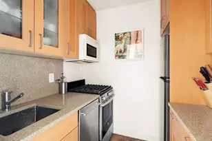 309 E 87th St, New York City, NY 10128 - Photo 4