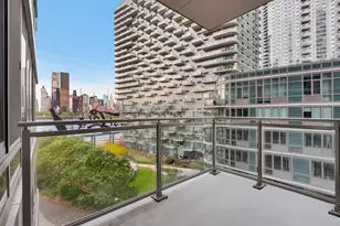 46-30 Center Blvd, New York City, NY 11109 - Photo 2