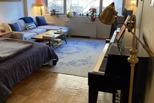 330 E 49th St, New York City, NY 10017 - Photo 2