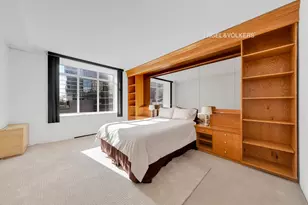 17 W 54th St, New York City, NY 10019 - Photo 8