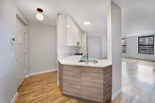 58 W 106th St, New York City, NY 10025 - Photo 4