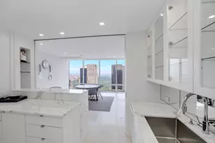 641 5th Ave, New York City, NY 10022 - Photo 2