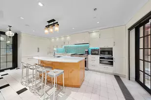 141 W 95th St, New York City, NY 10025 - Photo 18