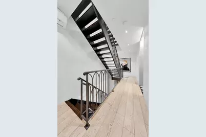 141 W 95th Street, New York City, NY 10025 - Photo 22