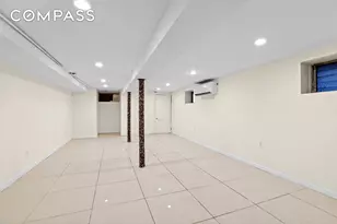 945 E 32nd St, New York City, NY 11210 - Photo 10