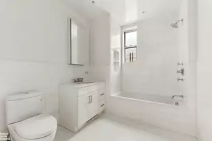 317 W 89th St, New York City, NY 10024 - Photo 14