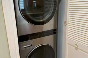 2024 Glenwood Rd, New York City, NY 11210 - Photo 10