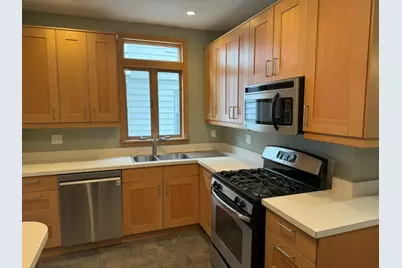 2024 Glenwood Road, New York City, NY 11210 - Photo 8