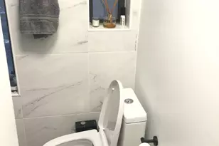 210 Thompson St, New York City, NY 10012 - Photo 12