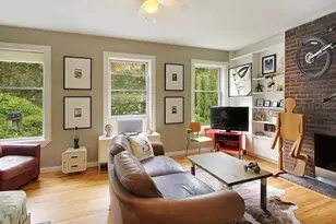 454 W 25th St, New York City, NY 10001 - Photo 2