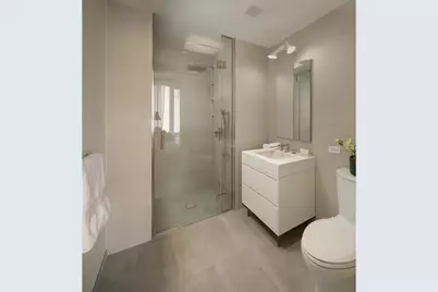 200 E 20th Street #12B, New York, NY 10003 - Photo 18