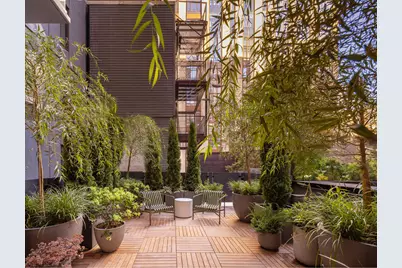 200 E 20th Street #12B, New York, NY 10003 - Photo 12