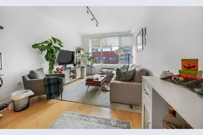 1311 Jackson Avenue #7D, New York City, NY 11101 - Photo 2