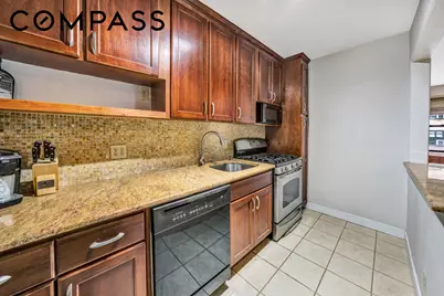 345 E 52nd Street #3G, New York City, NY 10022 - Photo 2