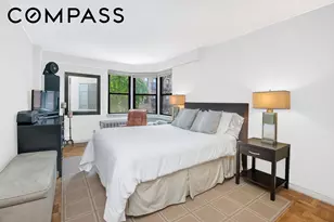 345 E 52nd St, New York City, NY 10022 - Photo 4
