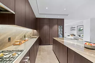 730 5th Ave, New York City, NY 10019 - Photo 16