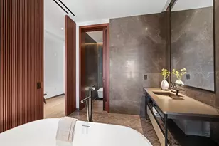 730 5th Ave, New York City, NY 10019 - Photo 46