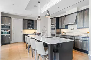 212 W 18th St, New York City, NY 10011 - Photo 12