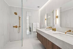 330 Grand St, New York City, NY 10002 - Photo 4