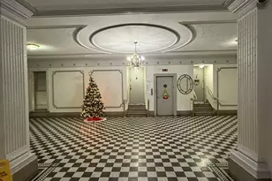 2156 Cruger Ave, New York City, NY 10462 - Photo 2