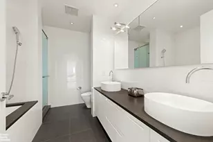 151 E 58th St, New York City, NY 10022 - Photo 30