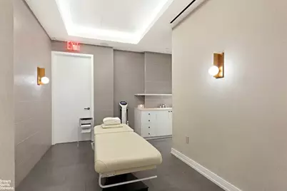 151 E 58th Street #43E, New York City, NY 10022 - Photo 46