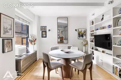 49 W 72nd Street #2C, New York City, NY 10023 - Photo 2