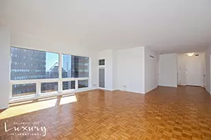 721 5th Ave, New York City, NY 10022 - Photo 4