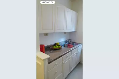 120 Bennett Avenue #3L, New York City, NY 10033 - Photo 2