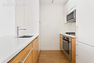 303 E 33rd St, New York City, NY 10016 - Photo 8