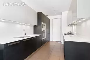 255 E 74th St, New York City, NY 10021 - Photo 4