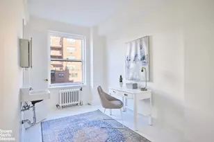 320 E 72nd St, New York City, NY 10021 - Photo 8