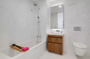 244 E 52nd St, New York City, NY 10022 - Photo 6