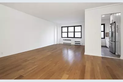 240 E 76th Street #7-M, New York City, NY 10021 - Photo 2