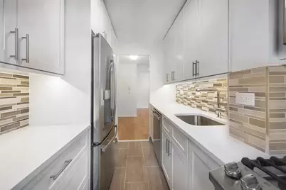 240 E 76th Street #7-M, New York City, NY 10021 - Photo 4