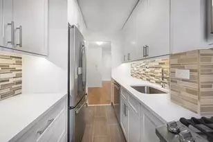 240 E 76th St, New York City, NY 10021 - Photo 4