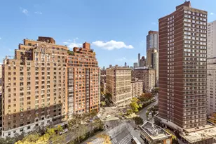 201 W 70th St, New York City, NY 10023 - Photo 2