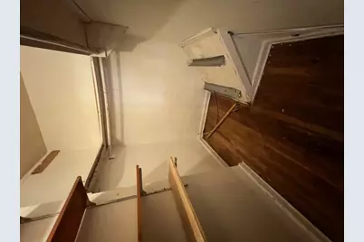 1241 E 98th Street, New York City, NY 11236 - Photo 18